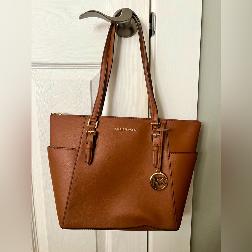 Michael Kors Charlotte Large Saffiano Tote